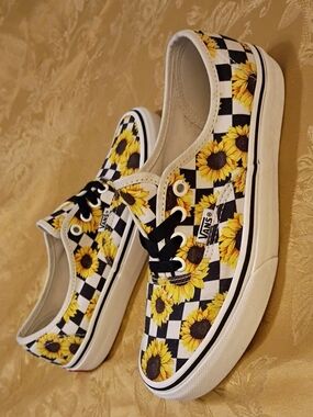 VANS Checkered Sunflower Era - Yellow/Black/White Women's 6.5 Men's 5.0